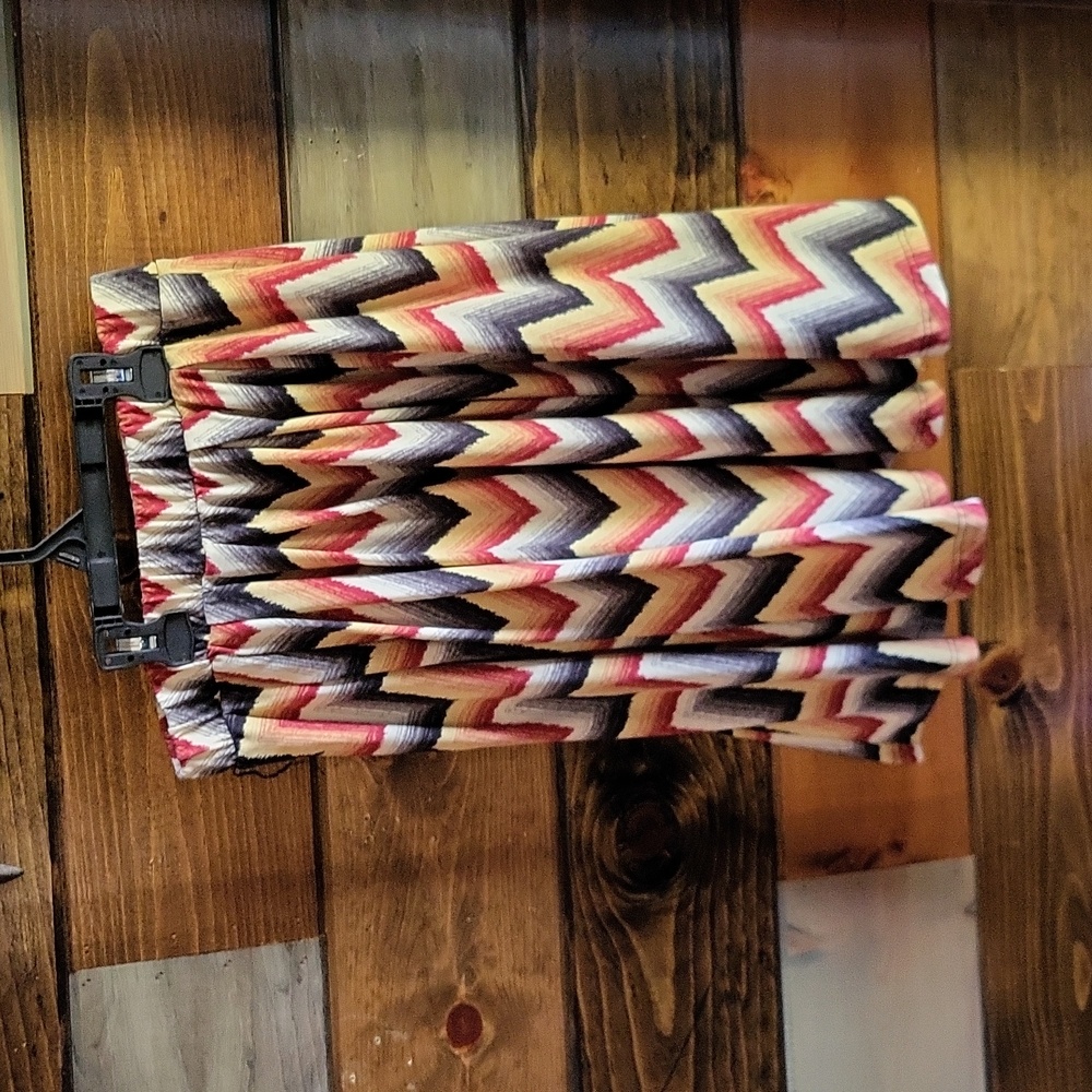 LuLaRoe Madison skirt size small